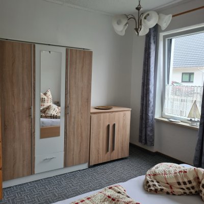 Schlafzimmer 2